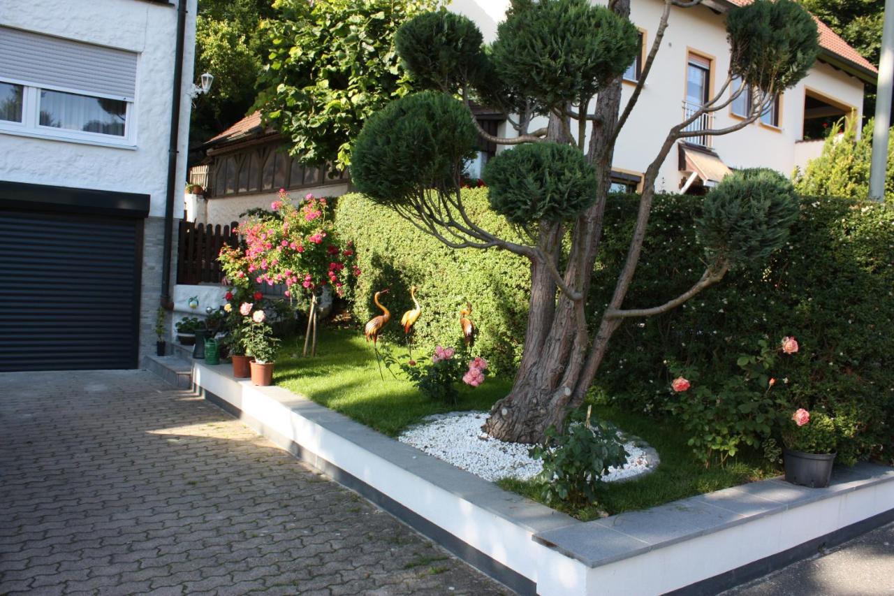 Ferienwohnung Im Gruenen Goessweinstein Exterior foto